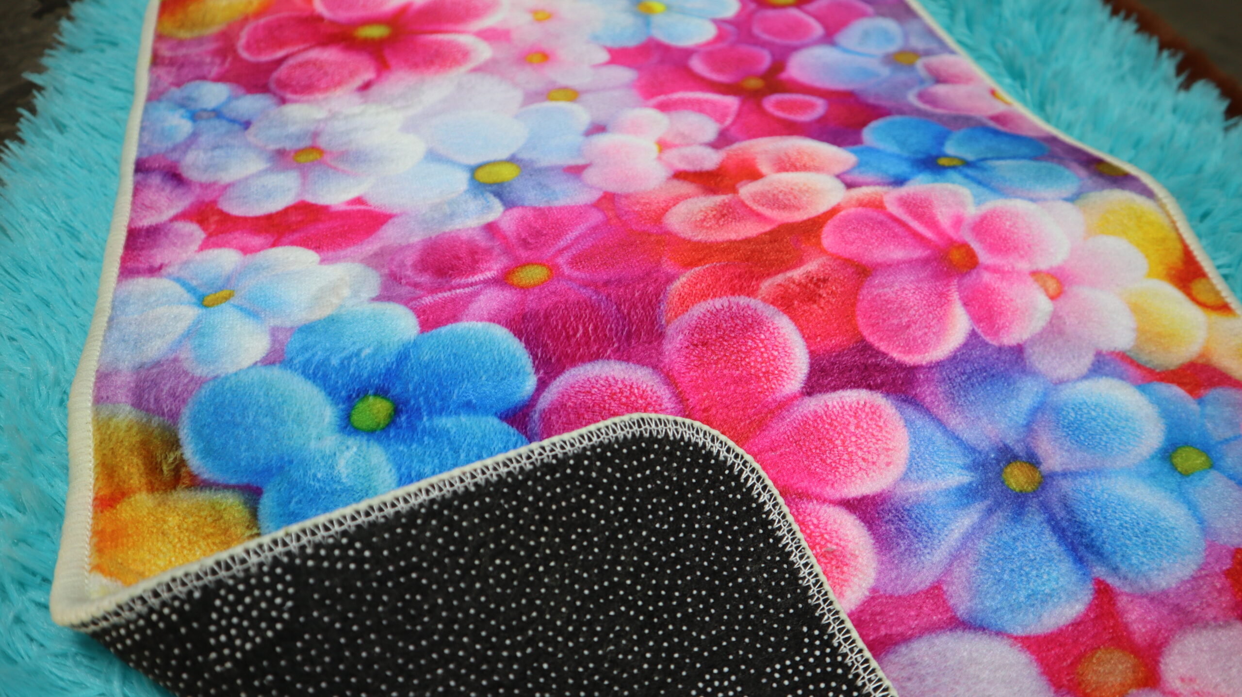 Colourful flower printed carpet (40×60 cm) - Image 2