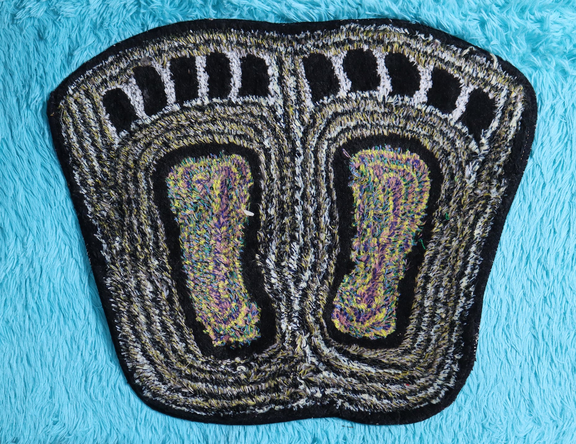 Standard leg style multicolor door mat