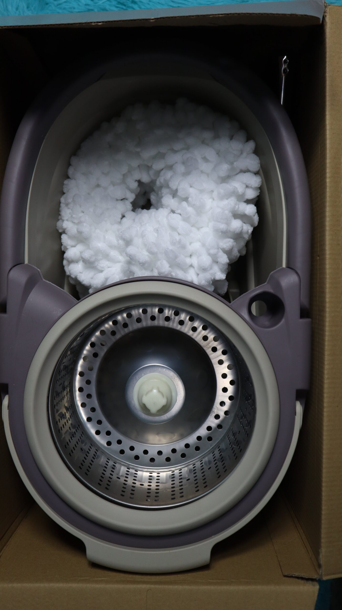 New Premium Mop Self-Wash And Squeeze Dry Flat Mop With Bucket - Image 3